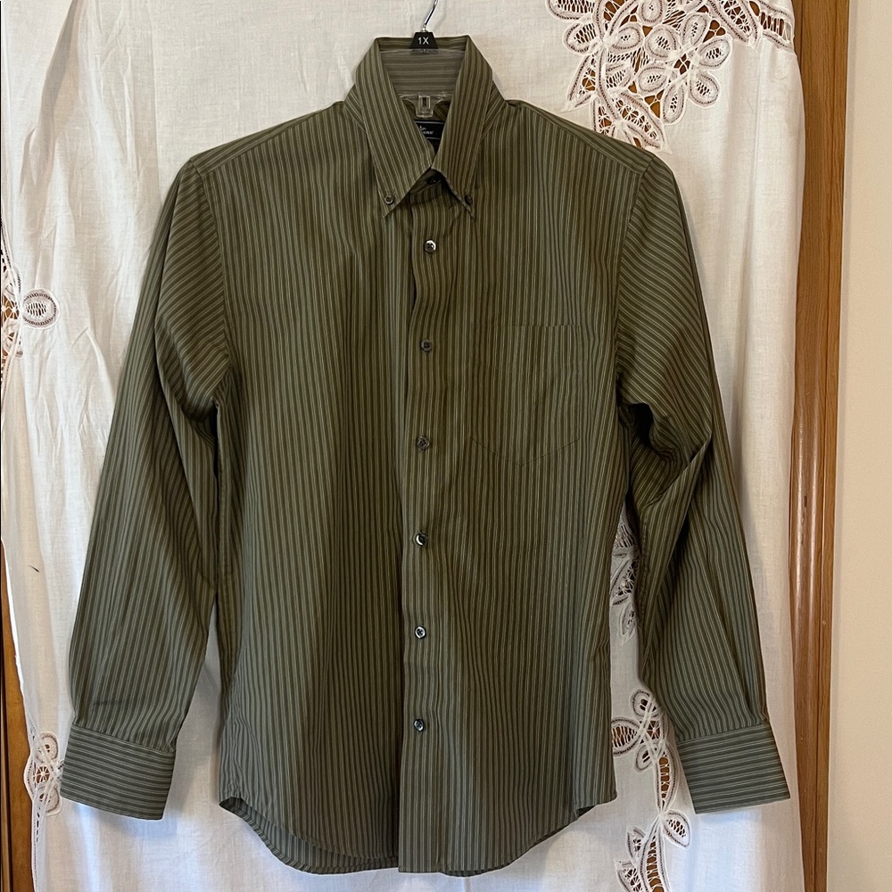 Dockers Men's Size Small Olive & blue Striped Button Down Dress Shirt